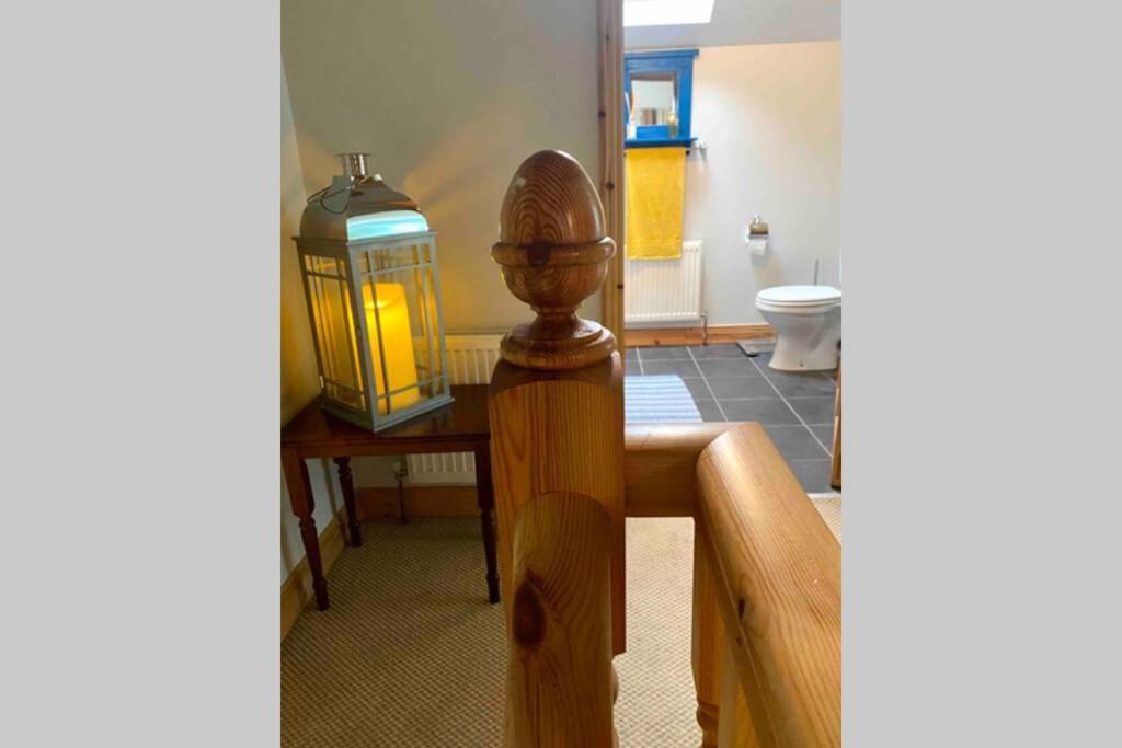 3 Bedroom House Located In Centre Of Carndonagh Bagian luar foto